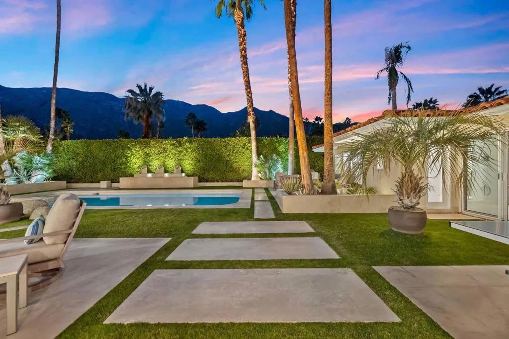 1255 Camino Mirasol, Palm Springs, California 92262 home-pic-98