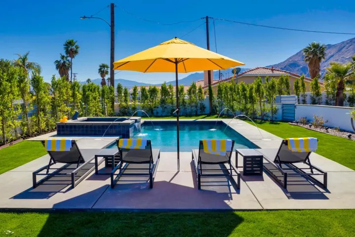 323 W Palm Vista Drive, Palm Springs, CA