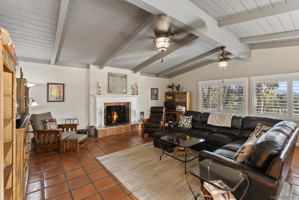 4214 Bobbie Ln, La Mesa, California 91941 home-pic-12