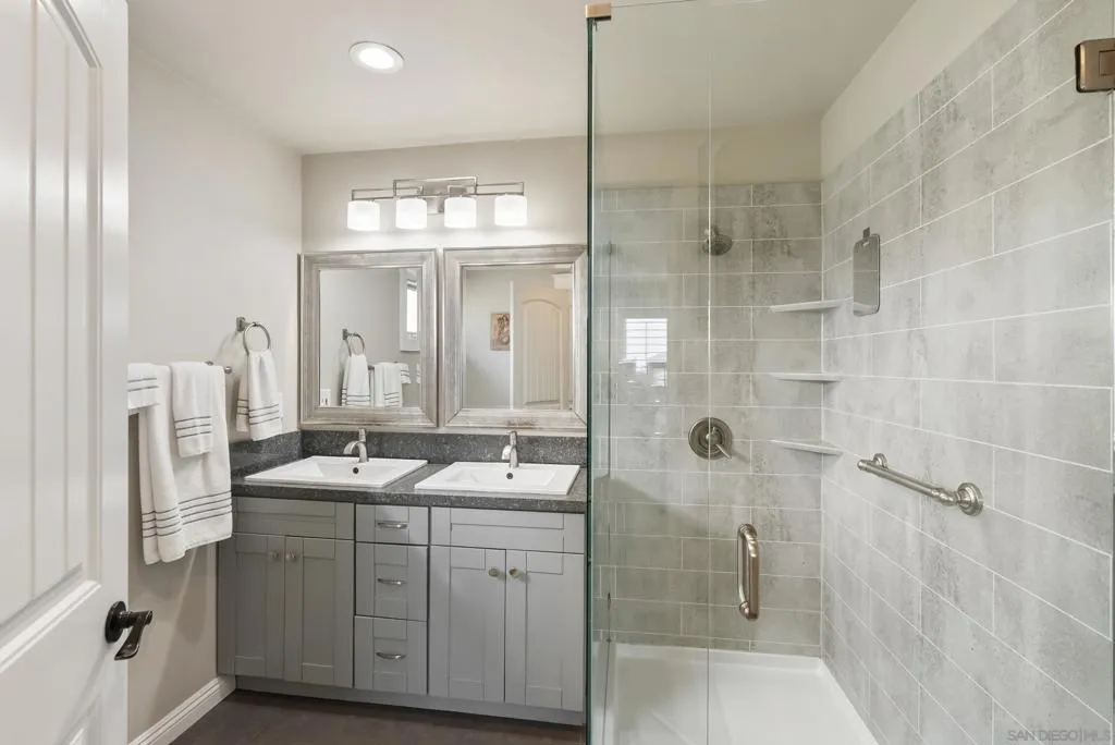 4214 Bobbie Ln, La Mesa, California 91941 home-pic-15
