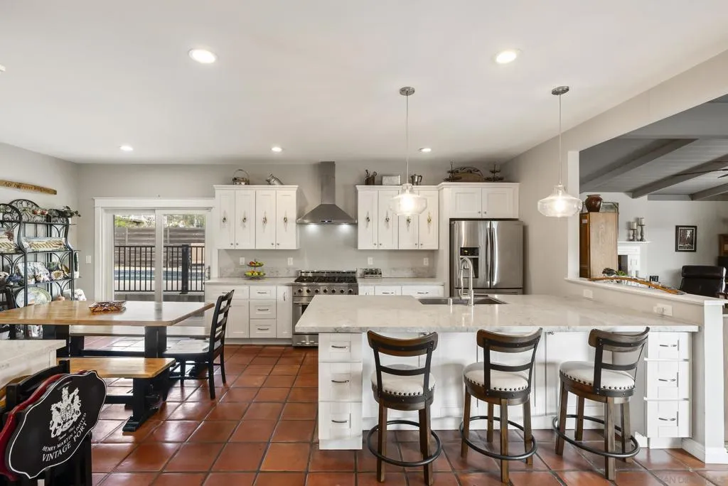 4214 Bobbie Ln, La Mesa, California 91941 home-pic-8