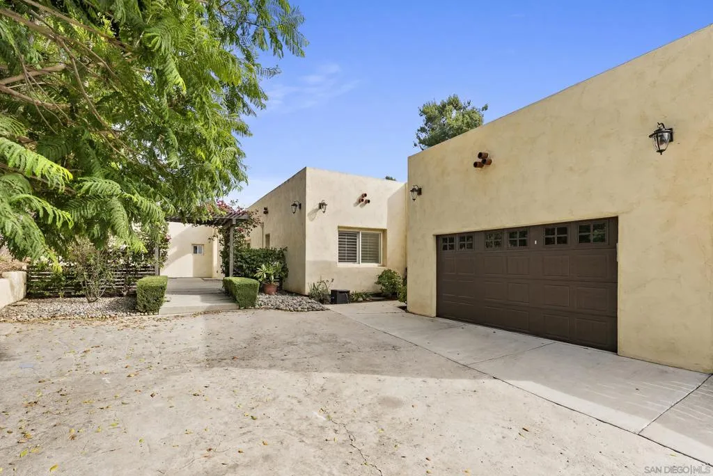 4214 Bobbie Ln, La Mesa, California 91941 home-pic-3