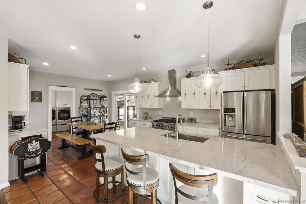 4214 Bobbie Ln, La Mesa, California 91941 home-pic-9