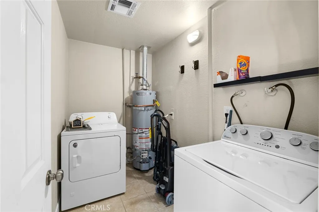 903 Webster, Redlands, California 92374 home-pic-38