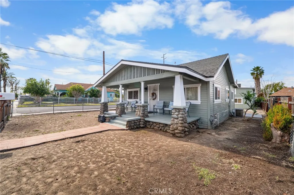 903 Webster, Redlands, California 92374 home-pic-1