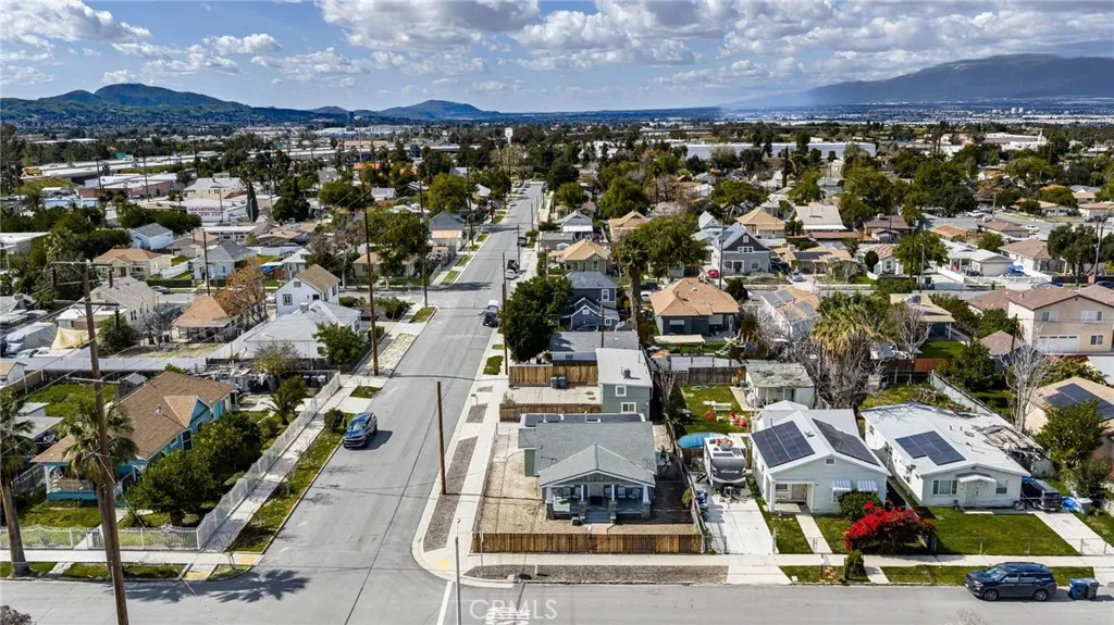 903 Webster, Redlands, California 92374 home-pic-43