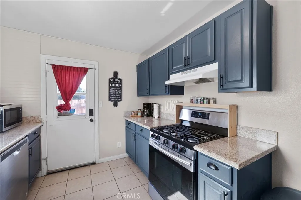 903 Webster, Redlands, California 92374 home-pic-8