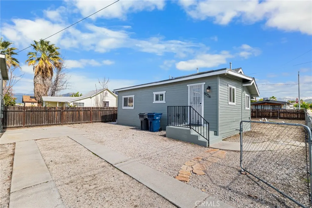 903 Webster, Redlands, California 92374 home-pic-24