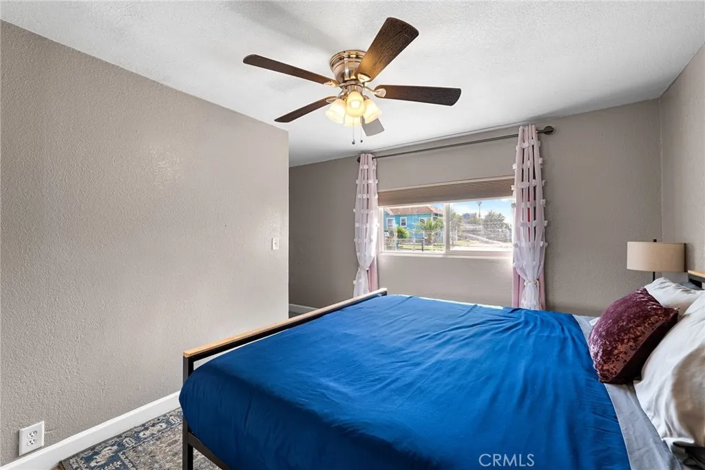903 Webster, Redlands, California 92374 home-pic-37