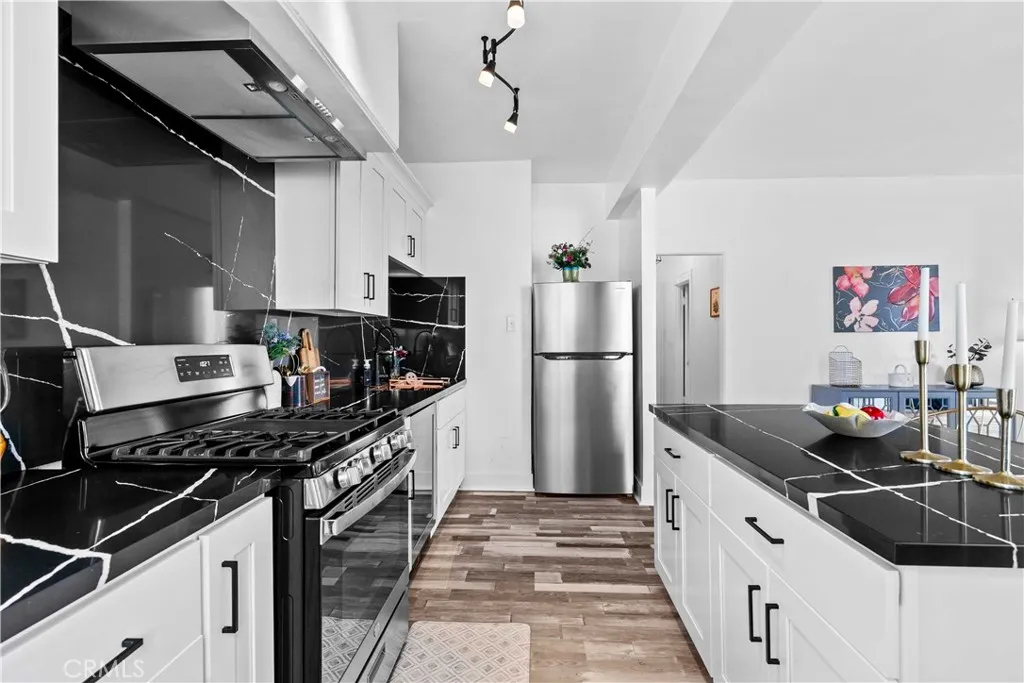 360 W Ocean Boulevard 408, Long Beach, California 90802 home-pic-10