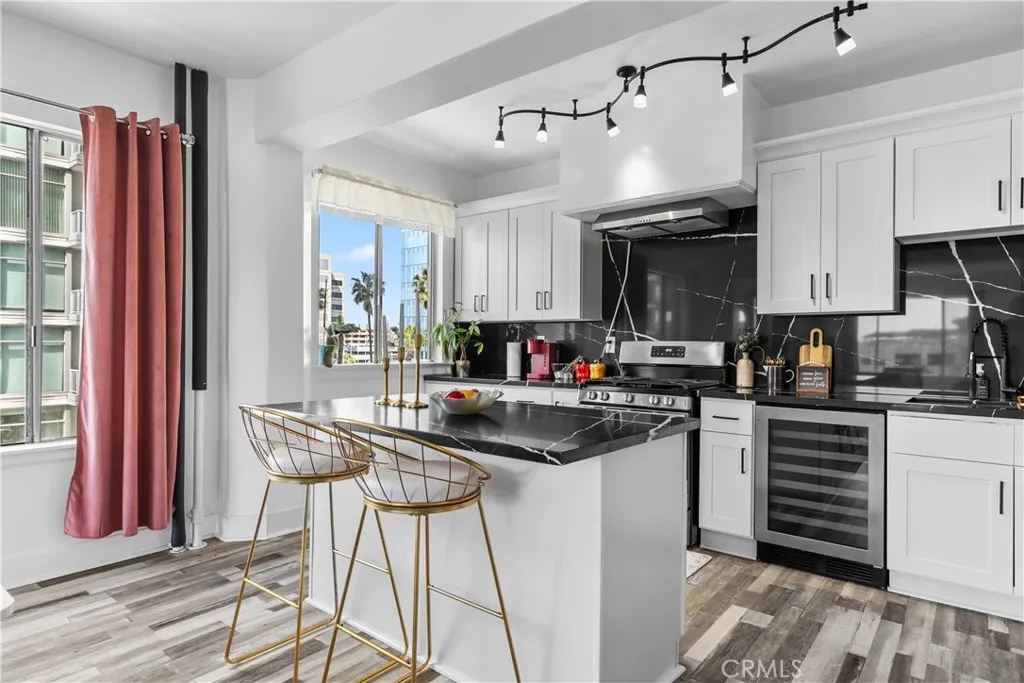 360 W Ocean Boulevard 408, Long Beach, California 90802 home-pic-6