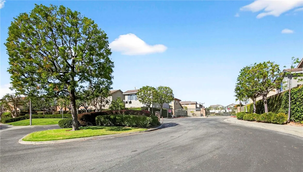 22960 Mission, Carson, California 90745 home-pic-36