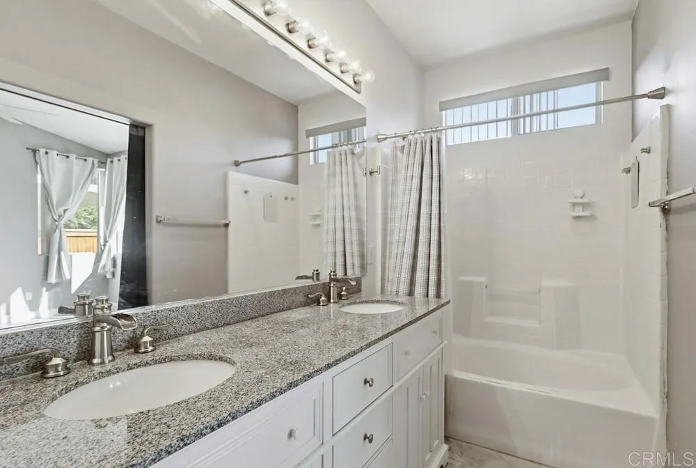 574 San Lucas Pl, Chula Vista, California 91914 home-pic-18