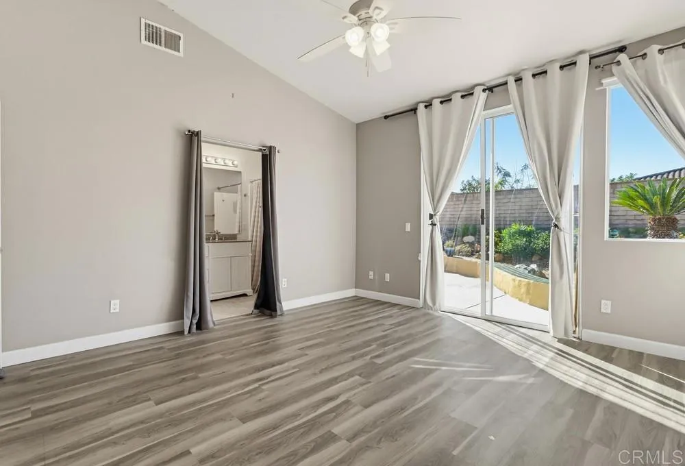 574 San Lucas Pl, Chula Vista, California 91914 home-pic-14