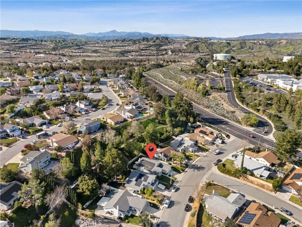 27945 Sycamore Creek, Valencia, California 91354 home-pic-41