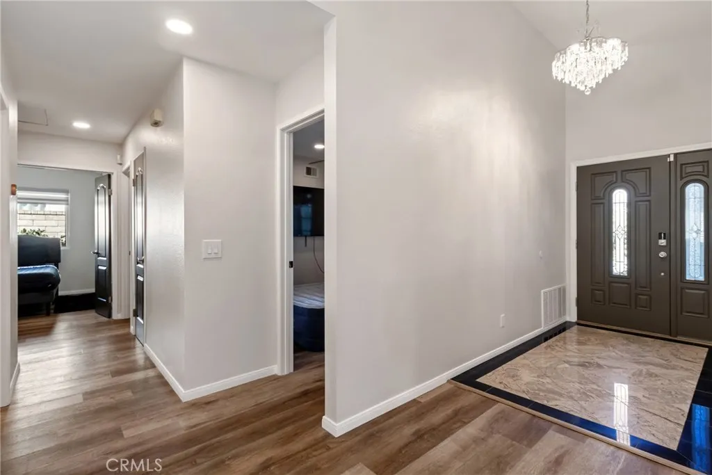 27945 Sycamore Creek, Valencia, California 91354 home-pic-8