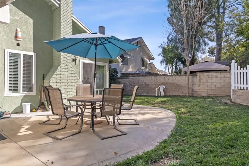 27945 Sycamore Creek, Valencia, California 91354 home-pic-14
