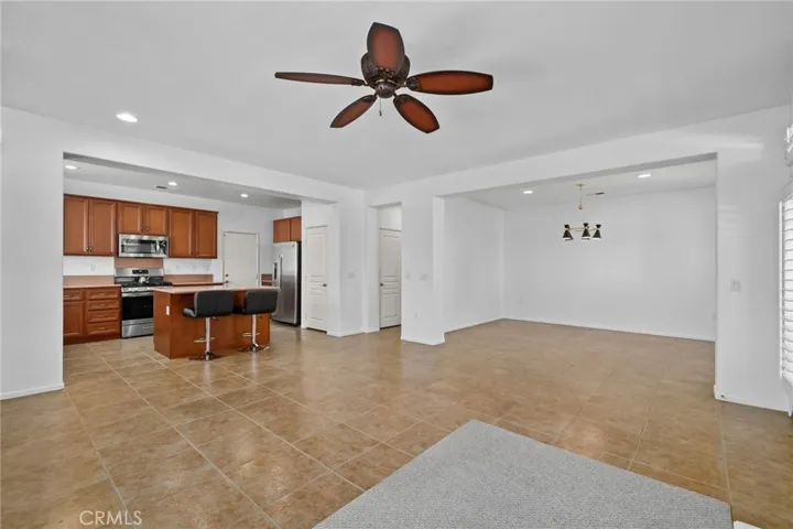 Open concept living, dinning room area