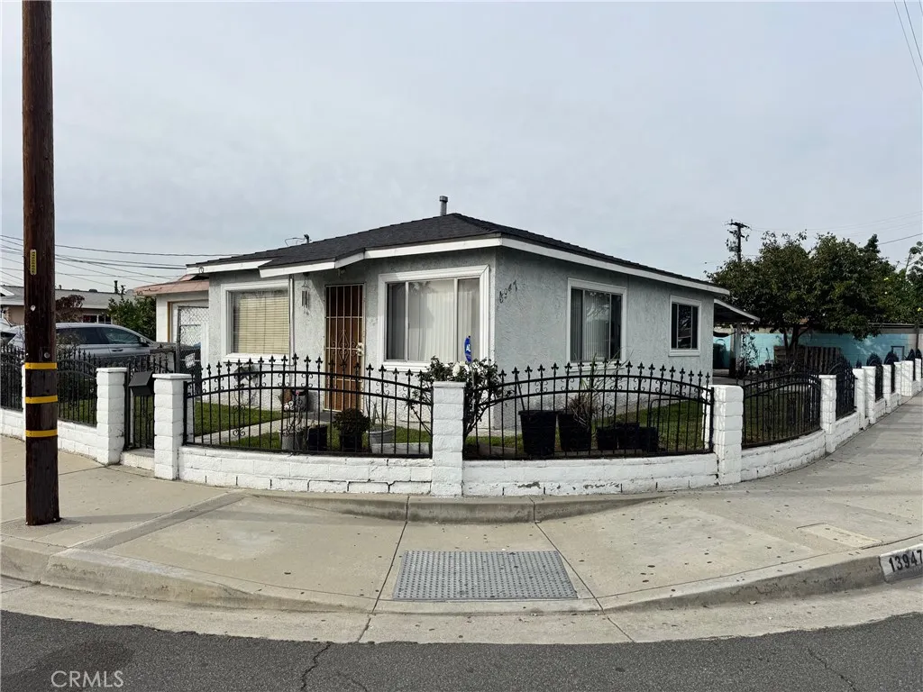 13947 Downey, Paramount, California 90723 home-pic-2