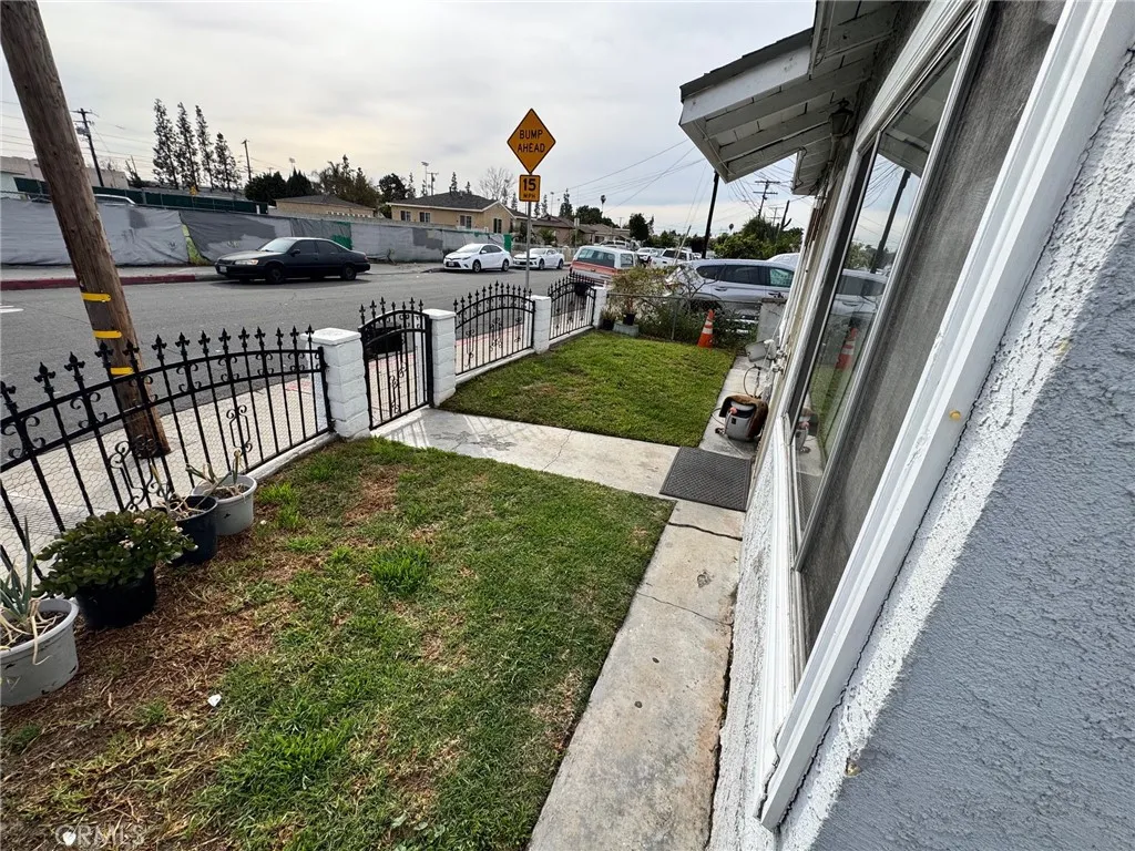 13947 Downey, Paramount, California 90723 home-pic-3