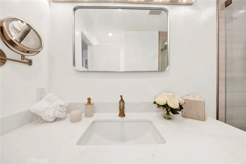 615 Esplanade 709, Redondo Beach, California 90277 home-pic-20