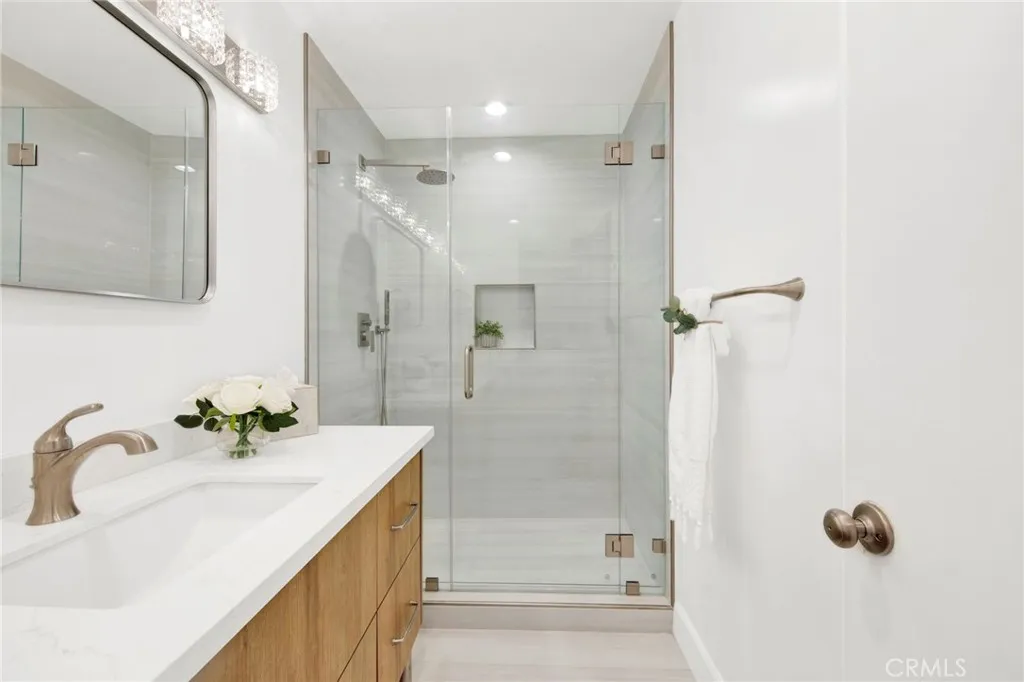615 Esplanade 709, Redondo Beach, California 90277 home-pic-19