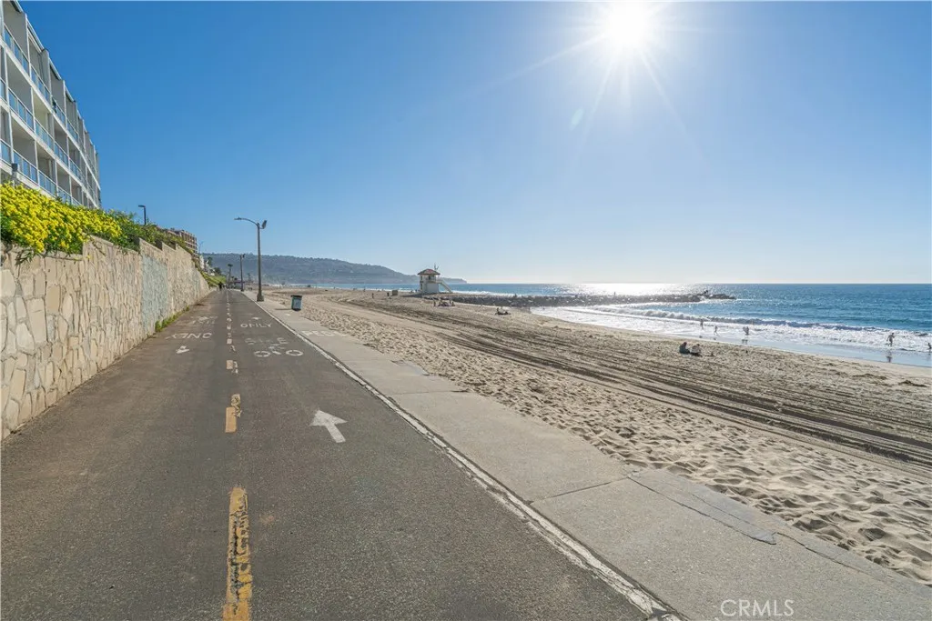 615 Esplanade 709, Redondo Beach, California 90277 home-pic-25