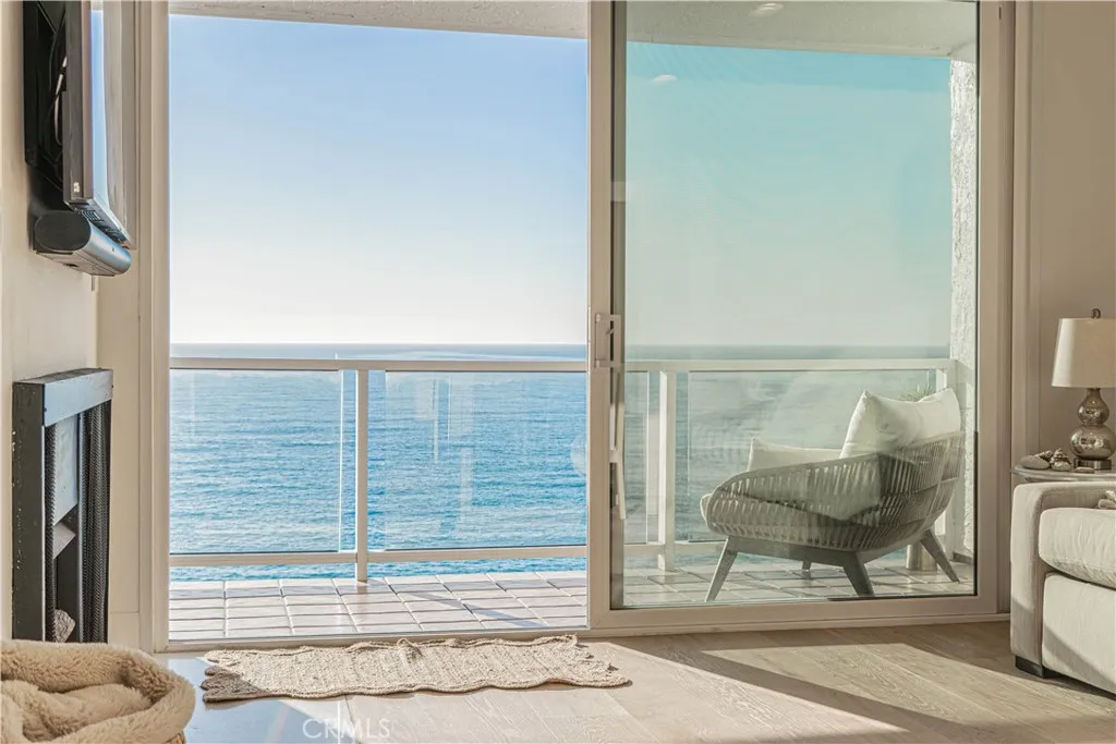 615 Esplanade 709, Redondo Beach, California 90277 home-pic-6