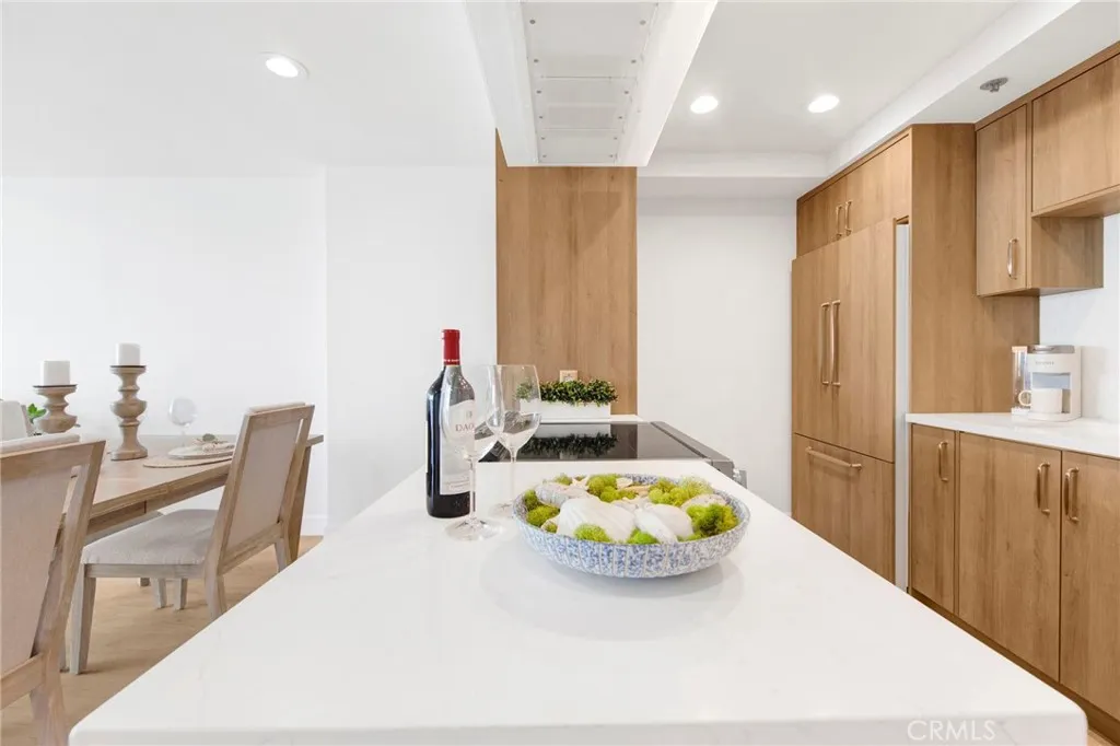 615 Esplanade 709, Redondo Beach, California 90277 home-pic-10