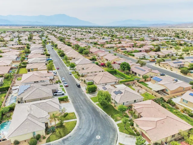 82950VincentAve,Indio-53