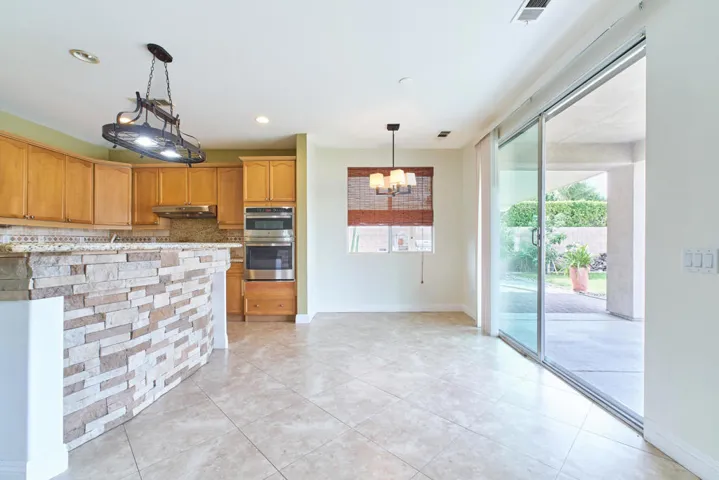 82950VincentAve,Indio-33