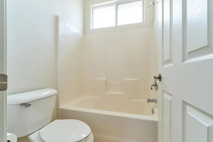 82950VincentAve,Indio-14