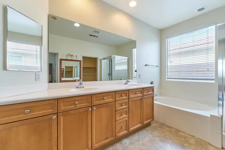 82950VincentAve,Indio-21