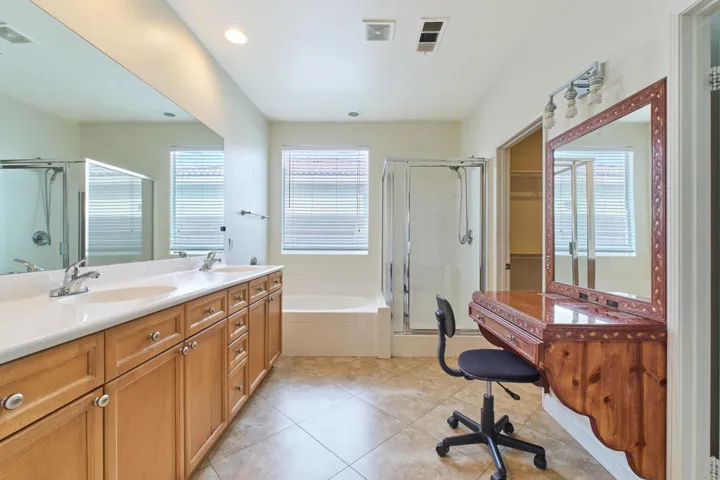 82950VincentAve,Indio-19