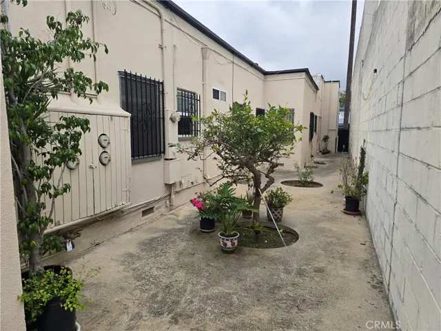 Private separate Patio Area