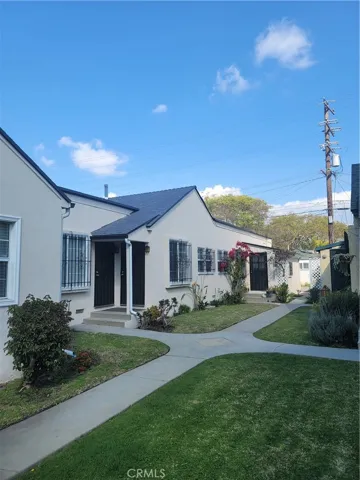 Front of Unit / 4 Plex