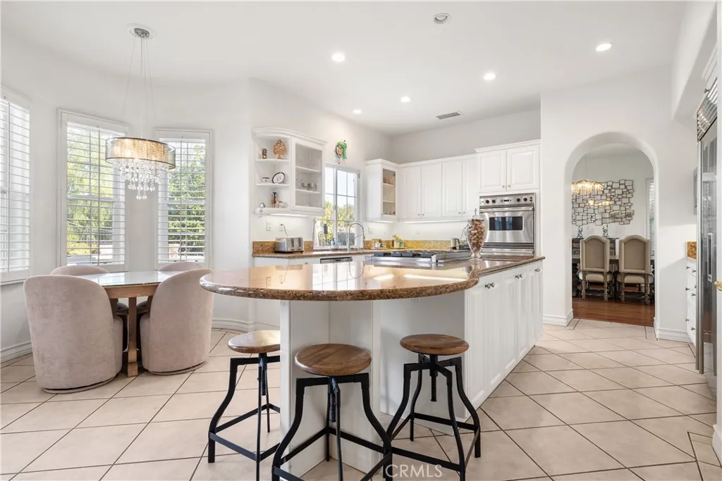 26910 Mirasol Street, Valencia, California 91355 home-pic-10