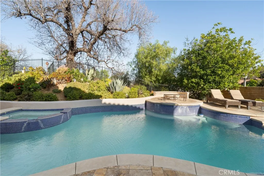 26910 Mirasol Street, Valencia, California 91355 home-pic-33