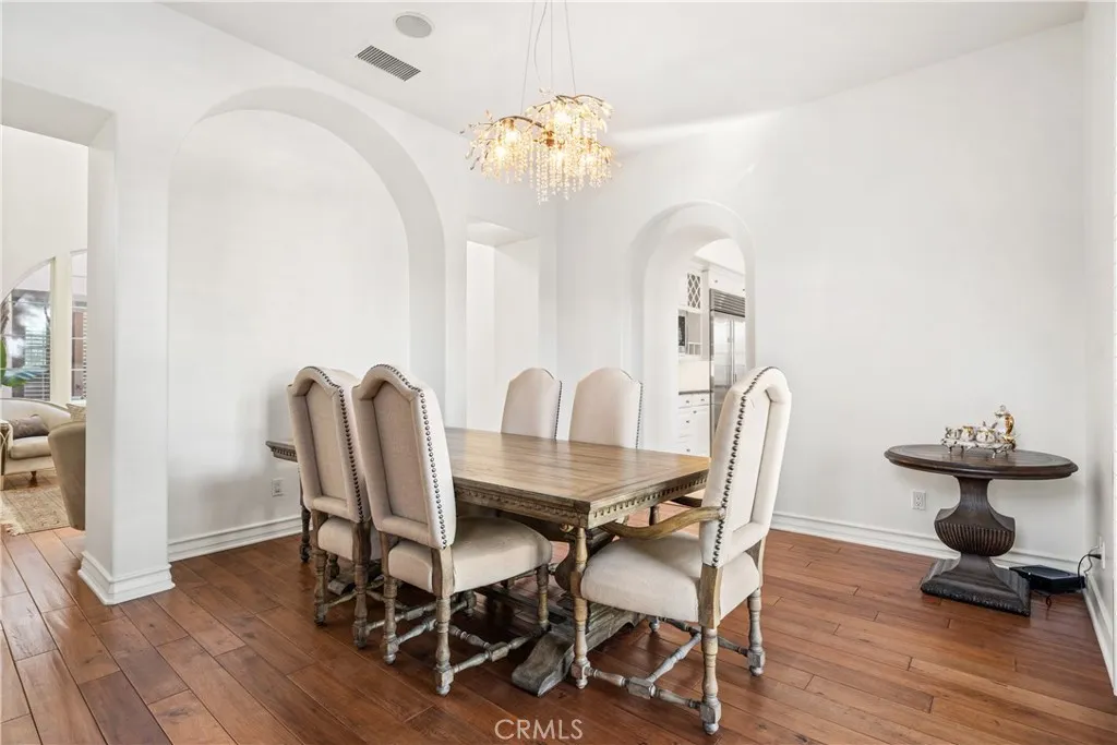 26910 Mirasol Street, Valencia, California 91355 home-pic-8