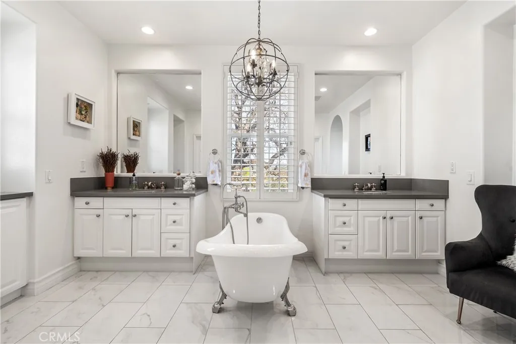 26910 Mirasol Street, Valencia, California 91355 home-pic-31