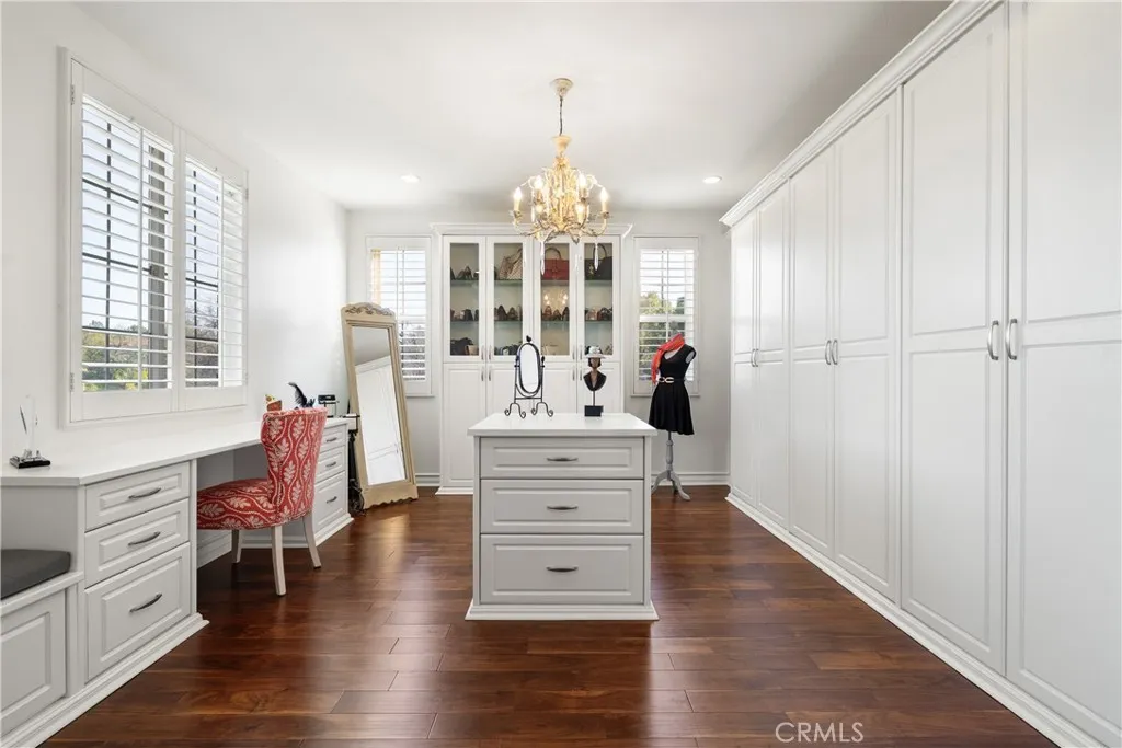 26910 Mirasol Street, Valencia, California 91355 home-pic-29