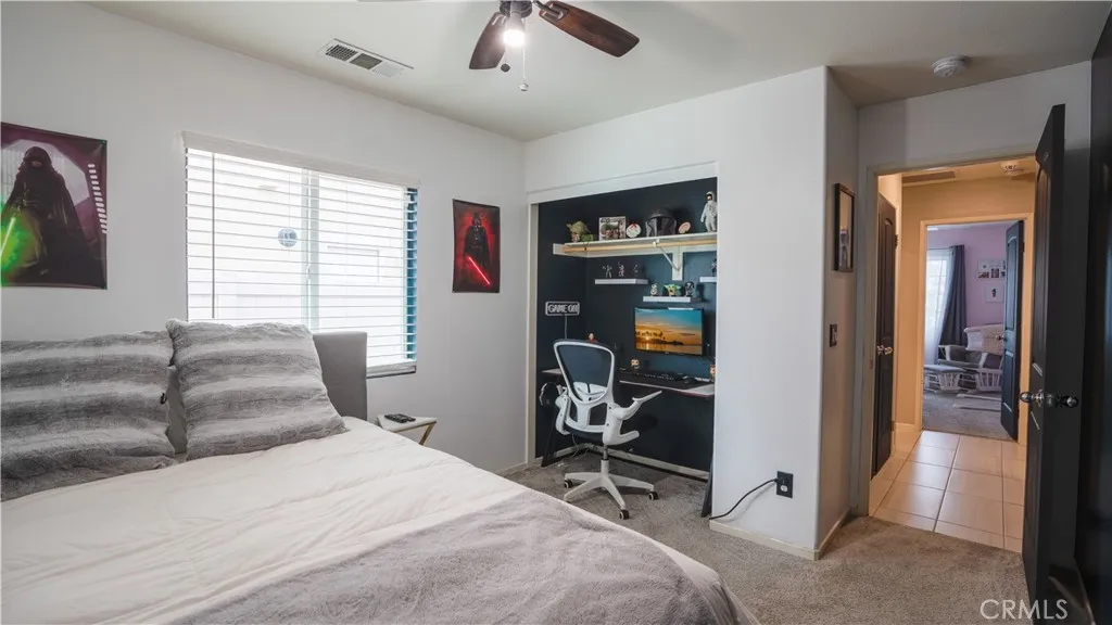 1133 Avenida Del Rio, San Jacinto, California 92582 home-pic-2