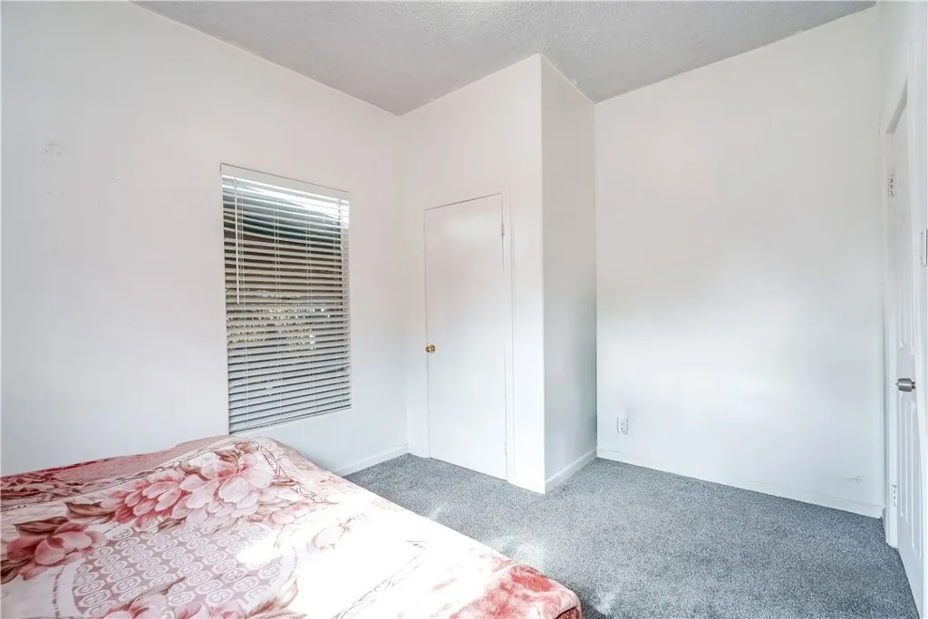 1340 1342 W 25th, Los Angeles, California 90007 home-pic-21