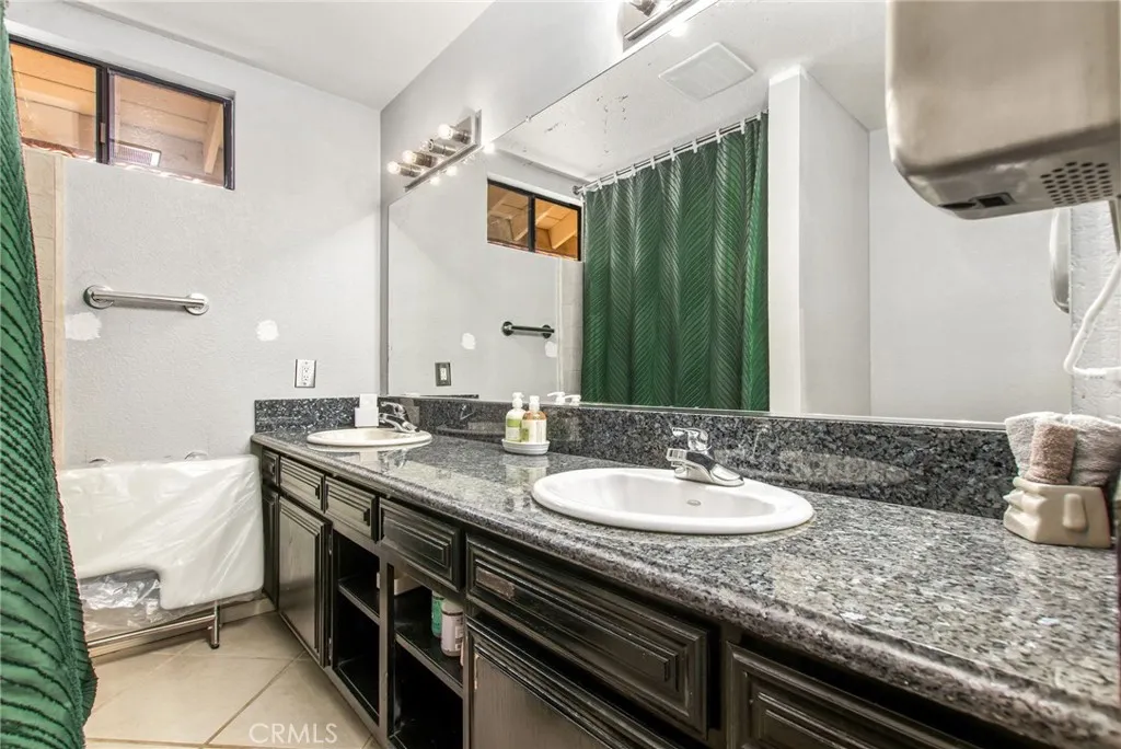 23572 Continental Drive, Canyon Lake, California 92587 home-pic-22
