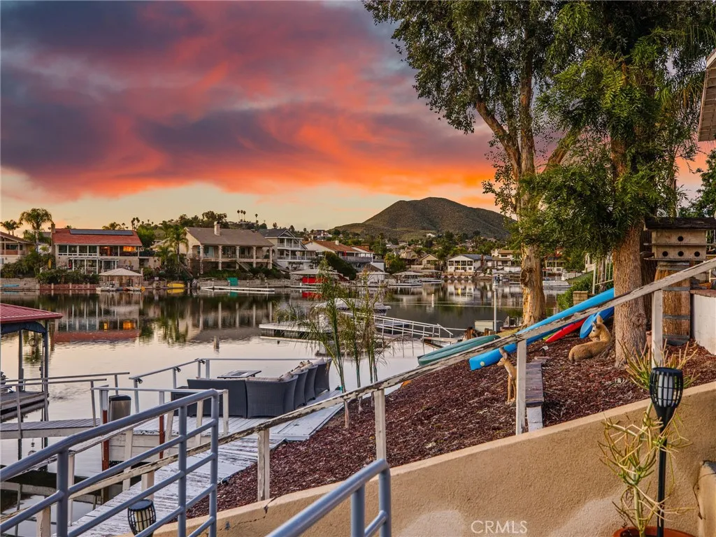 23572 Continental Drive, Canyon Lake, California 92587 home-pic-10