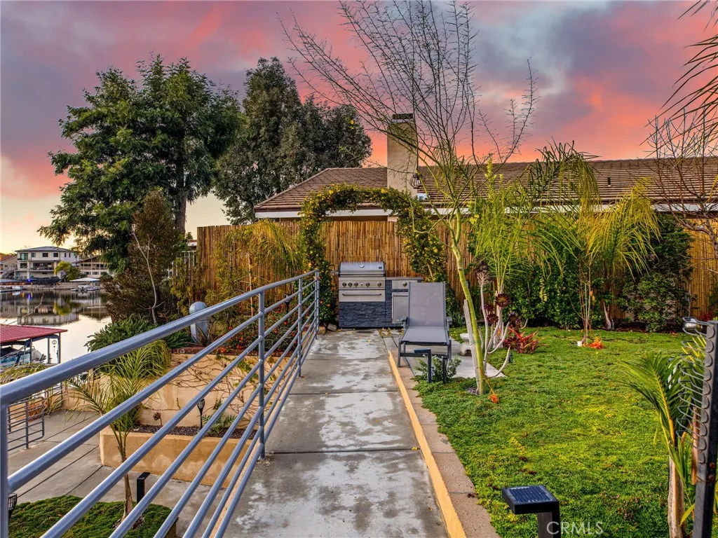 23572 Continental Drive, Canyon Lake, California 92587 home-pic-11