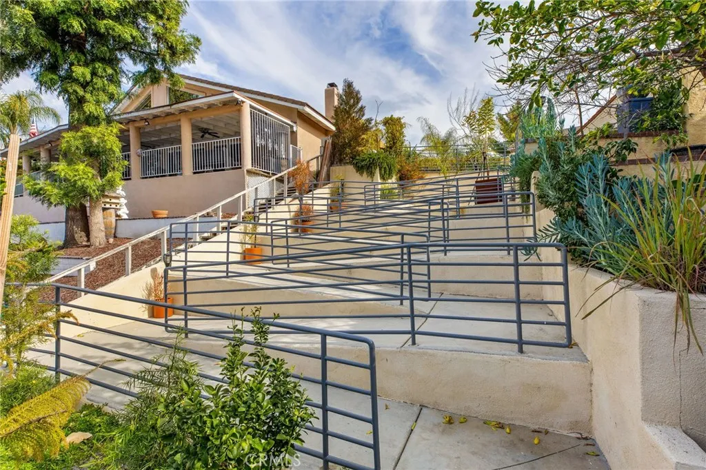 23572 Continental Drive, Canyon Lake, California 92587 home-pic-60