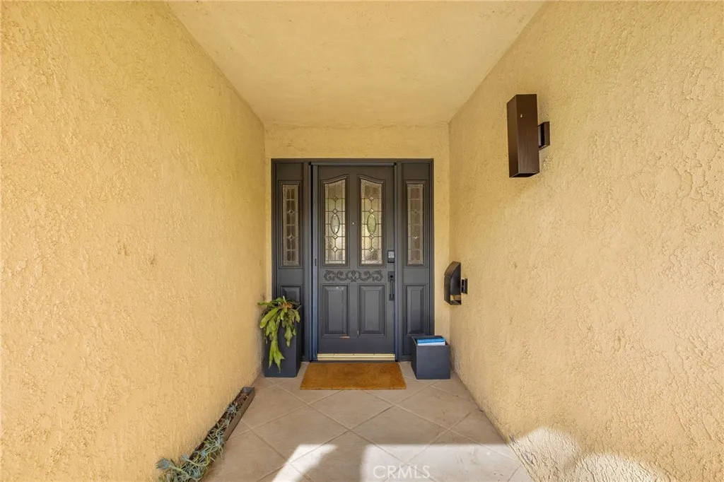 23572 Continental Drive, Canyon Lake, California 92587 home-pic-19