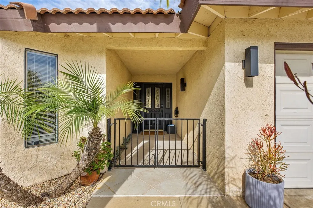 23572 Continental Drive, Canyon Lake, California 92587 home-pic-18