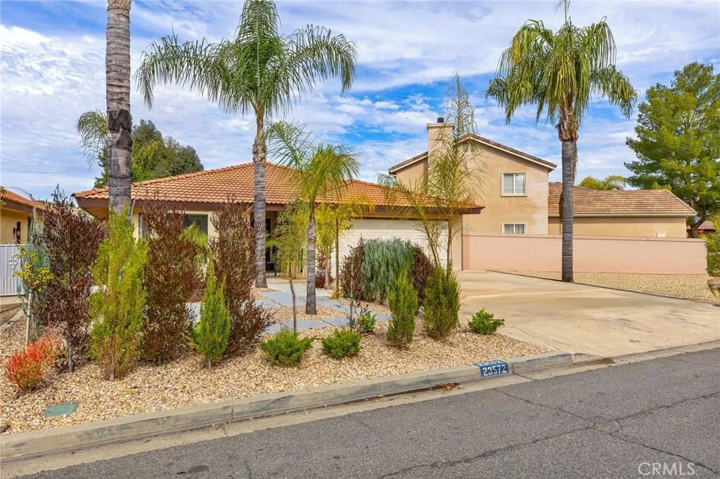 23572 Continental Drive, Canyon Lake, California 92587 home-pic-14